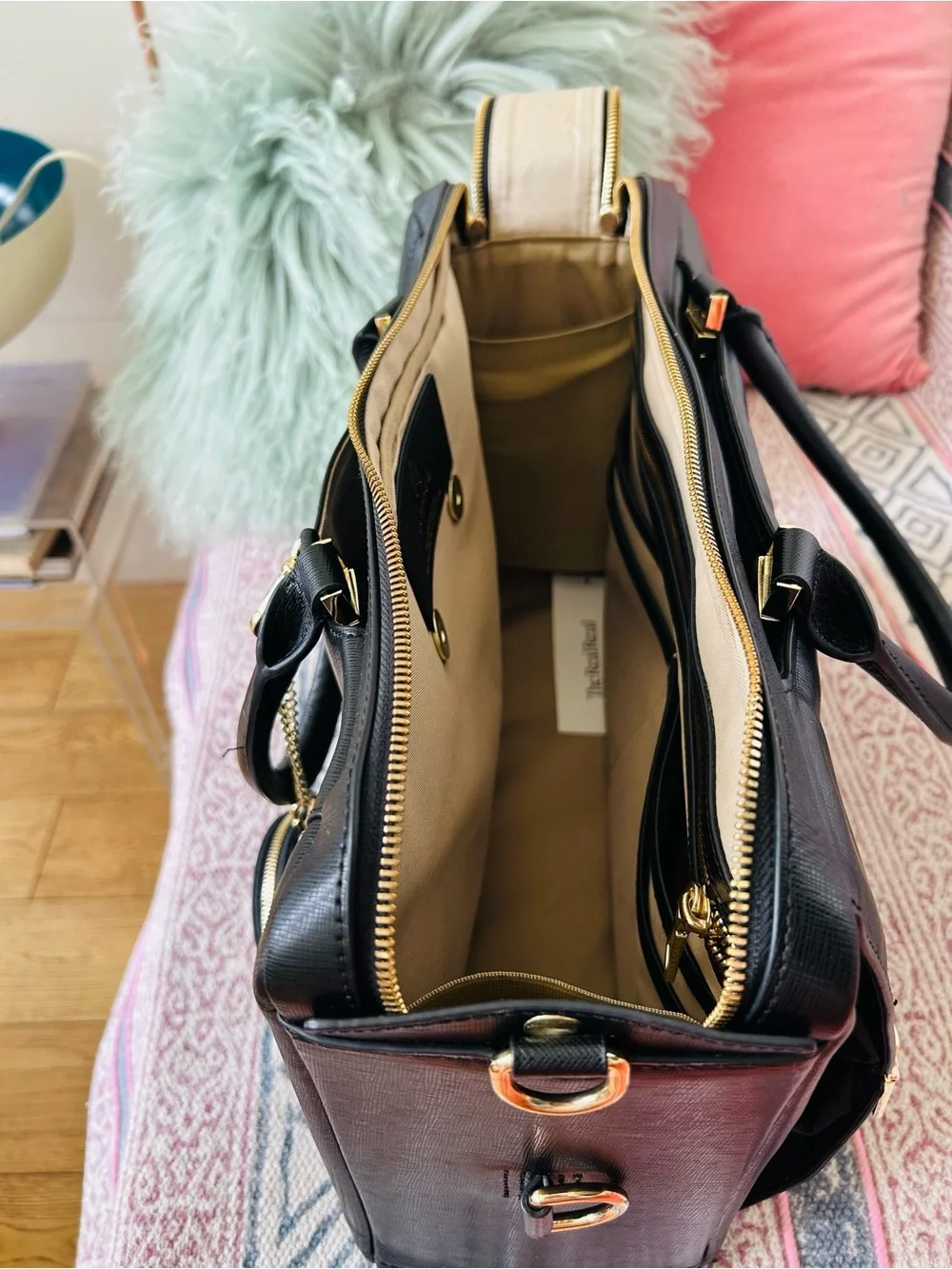 La Mansio Grand Black Saffiano Leather and Cork Bag